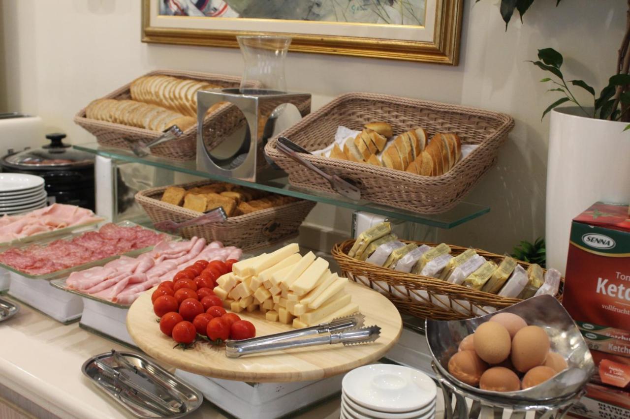 Hotel Aurora Mare Rimini Eksteriør billede